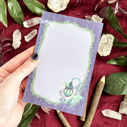 Mazy Moth - NOTEPAD